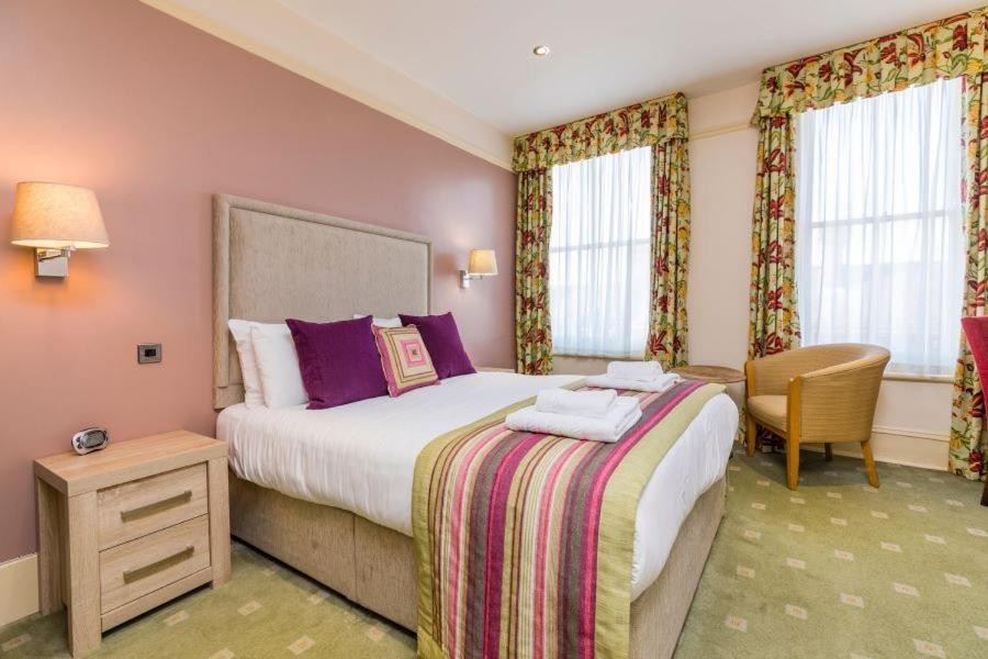 Swan Revived Hotel Milton Keynes Esterno foto